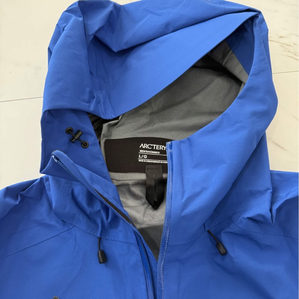 Arcteryx Beta LT Jacket Men's Size Large - Picture 3 of 5